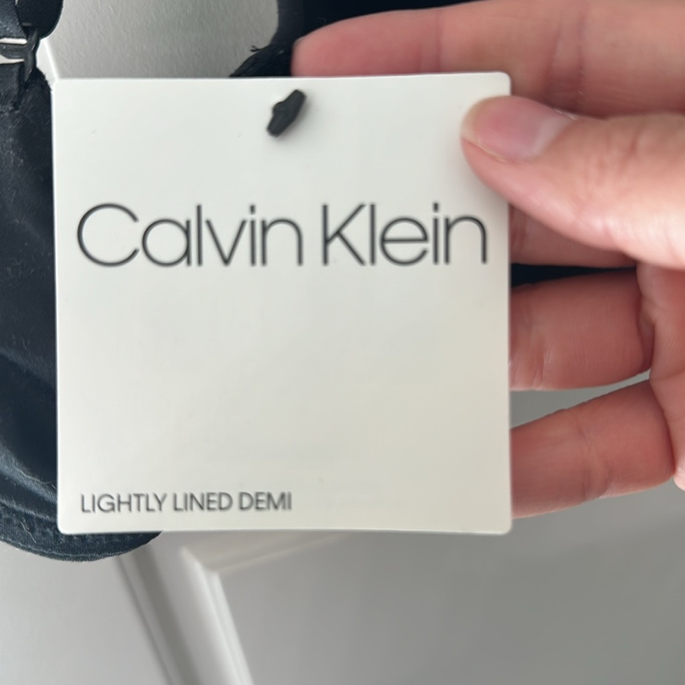 Calvin Klein Black Lightly Lined Demi Bra 36B - Picture 5 of 6
